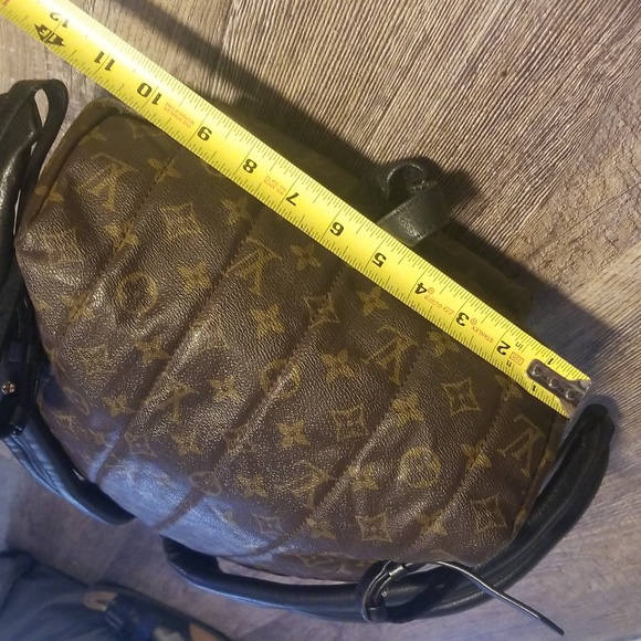 Louis Vuitton Monogram Palm Springs MM backpack Brown Black Leather Straps - Picture 10 of 17